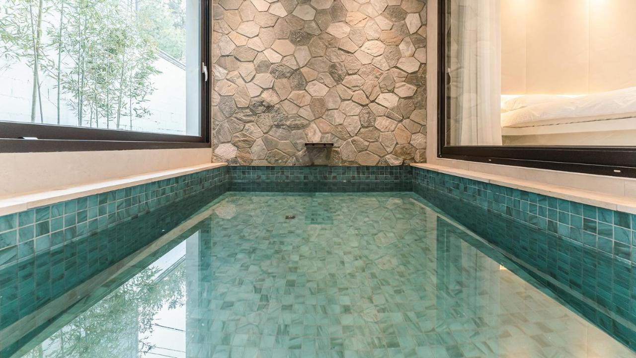 Albescent Poolvilla Gyeongju Eksteriør bilde